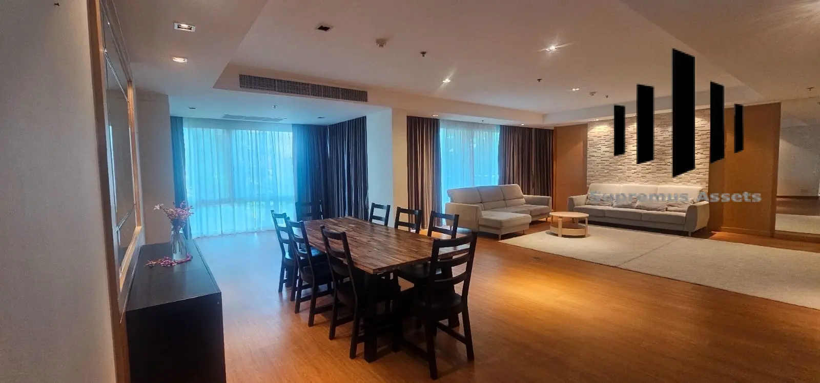 Pet Frendly condo 3 beds with maid room for rent in Phrompong