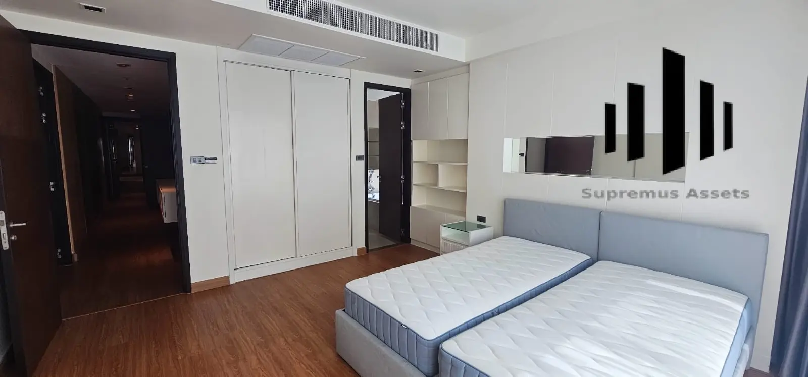 Pet Frendly condo 3 beds with maid room for rent in Phrompong