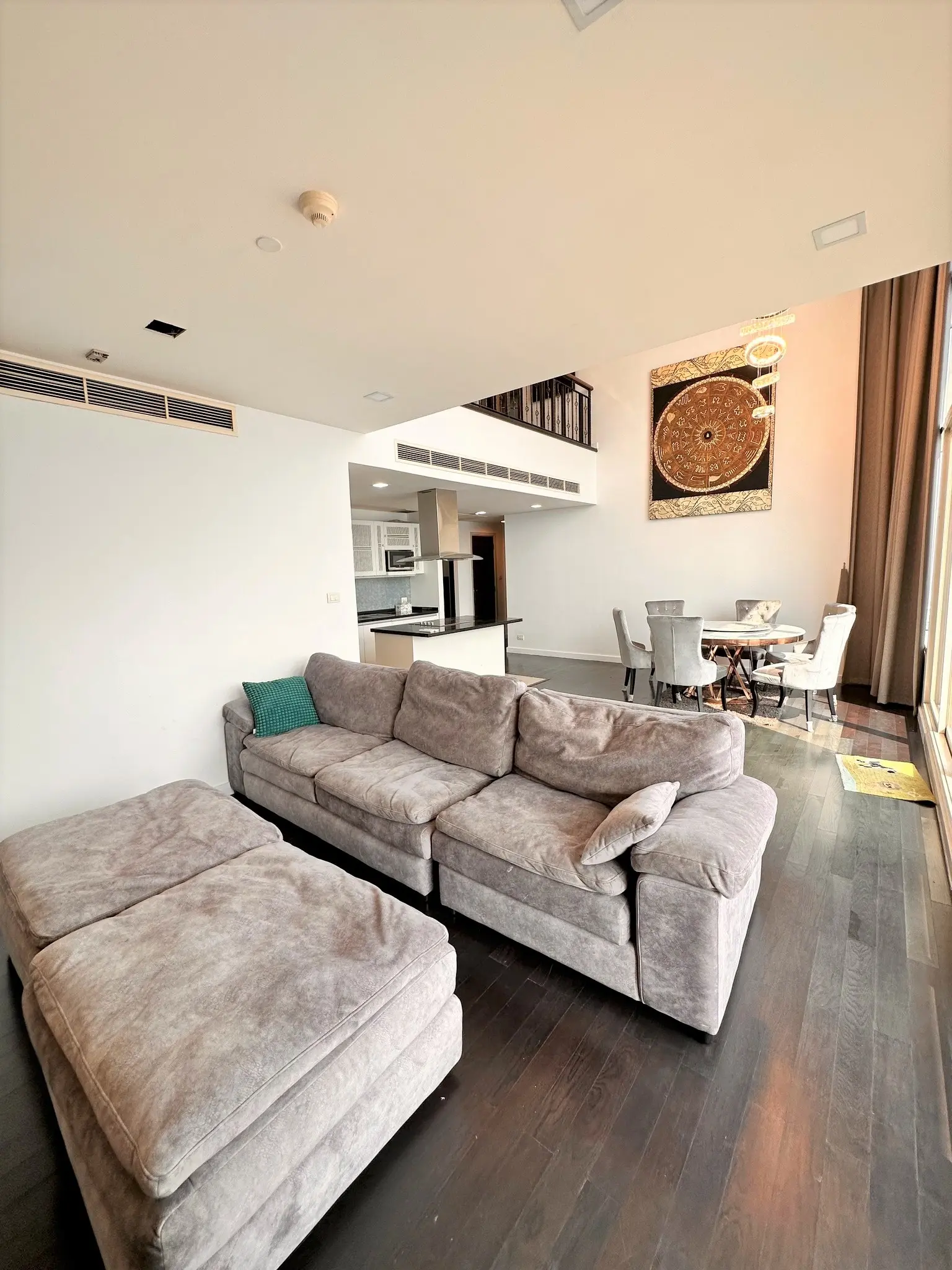River View Penthouse large balcony and Pet friendly with for rent Pet friendly wiht  360 C View 