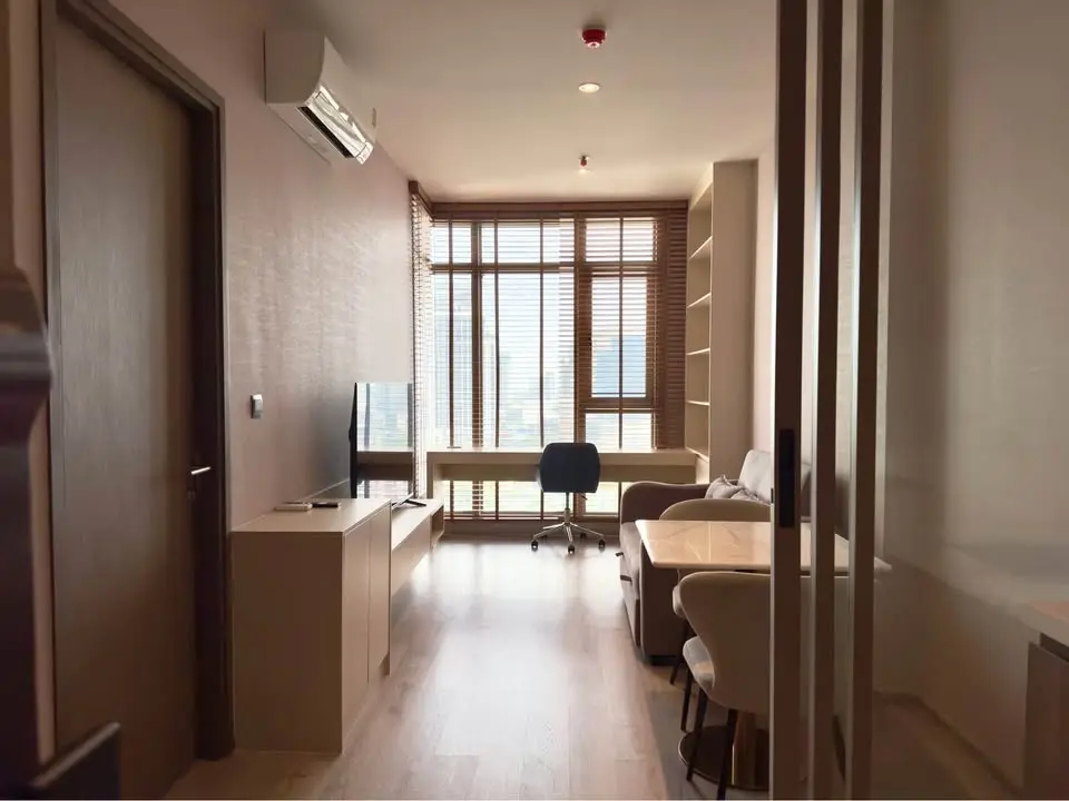 Rhythm Estate Ekamai 1 bed for rent