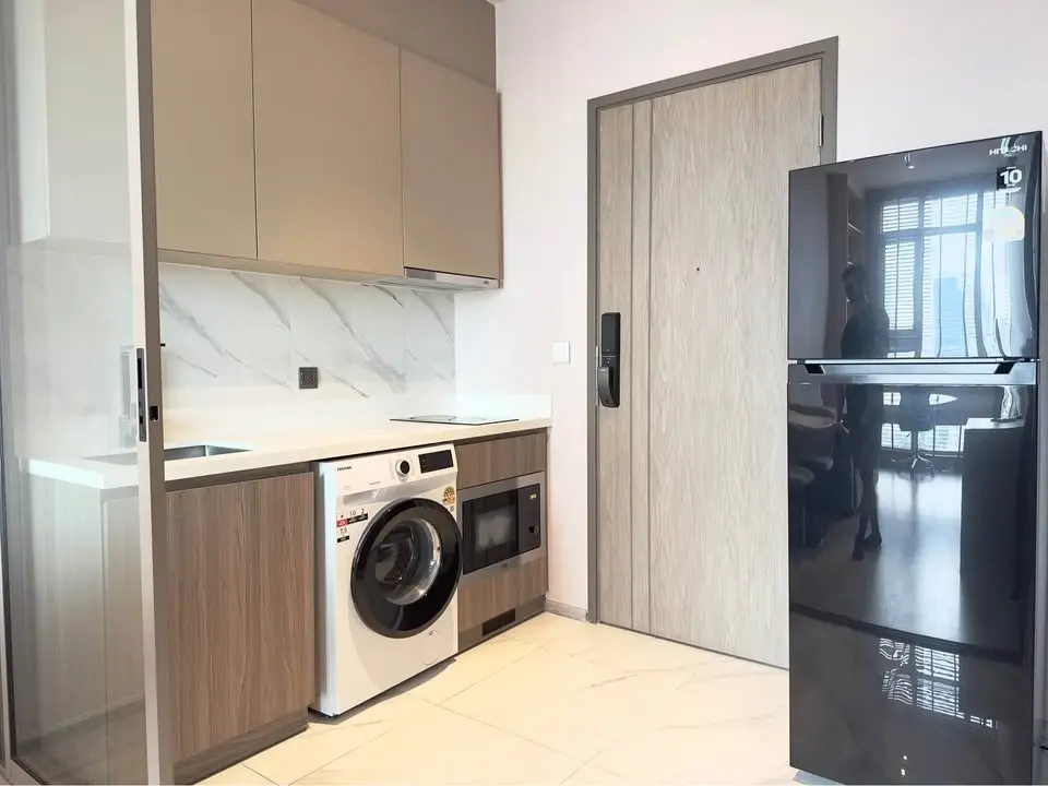 Rhythm Estate Ekamai 1 bed for rent