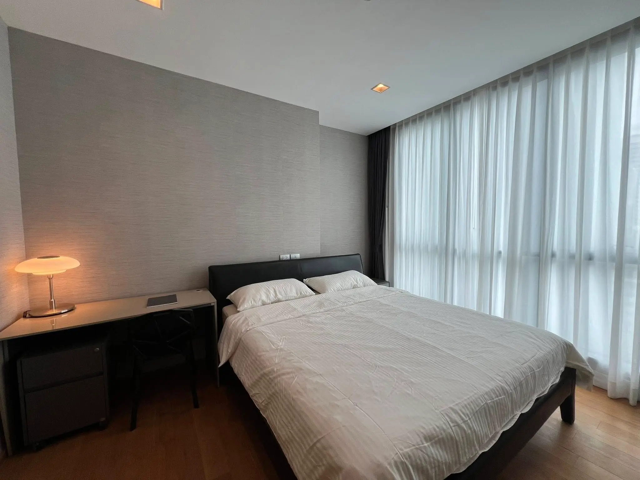 Hyde 13 for rent 2 beds Near BTS and hotel Hyatt 