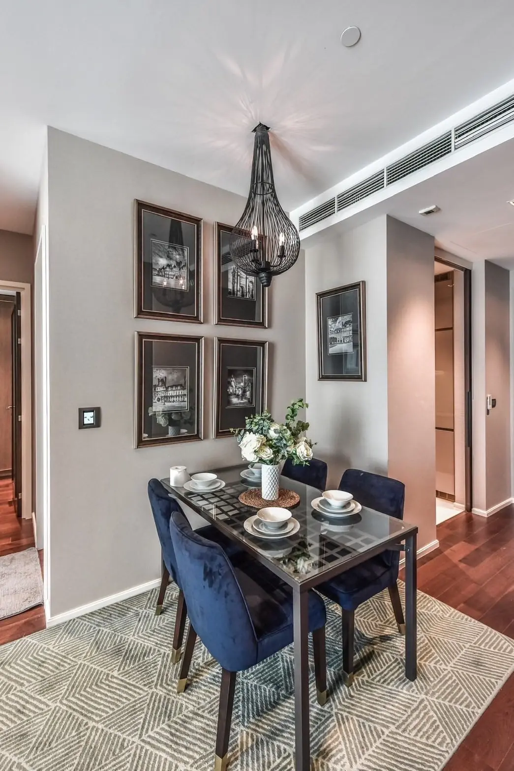 Diplomat 39 for rent 2 beds fully furnished with pool view