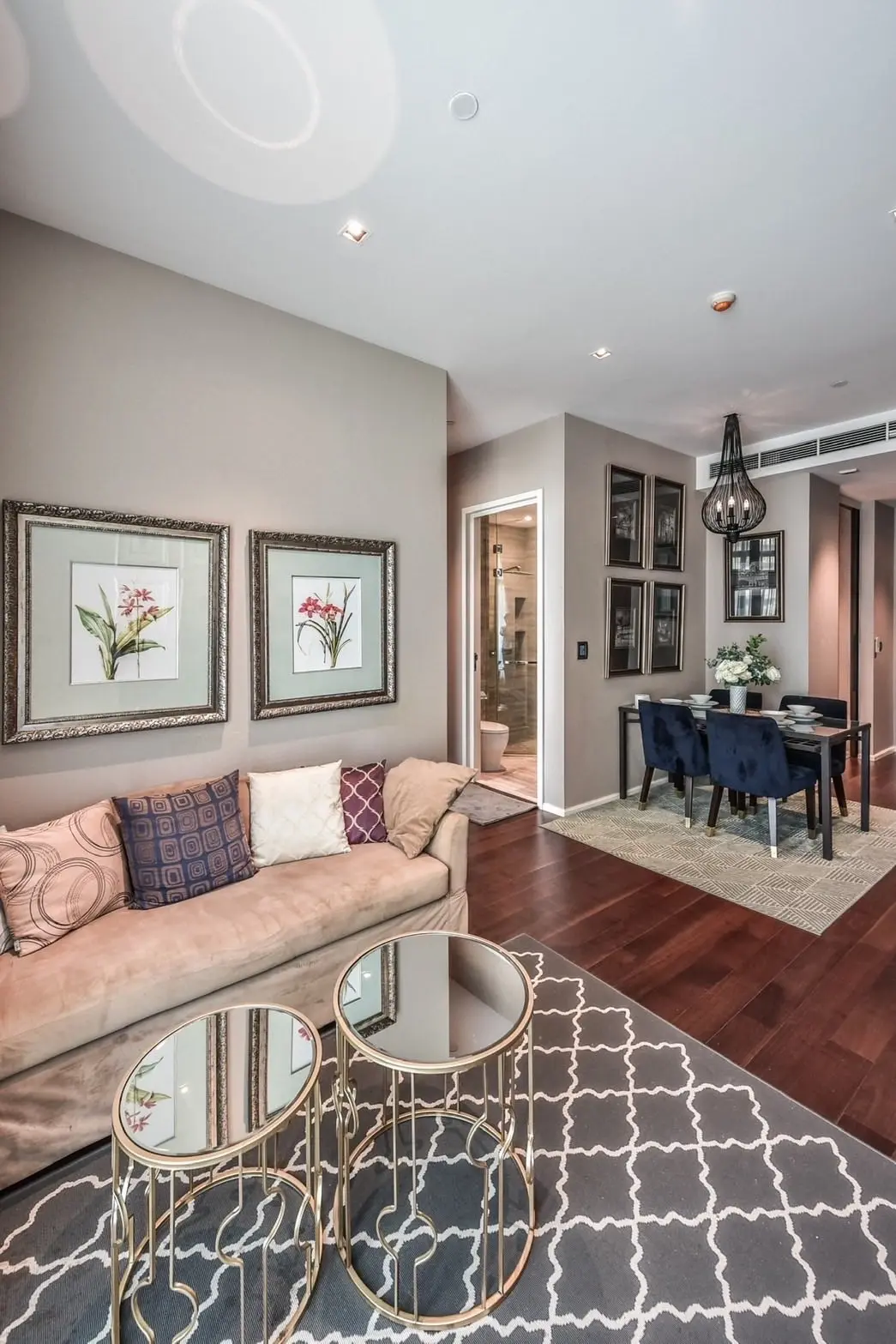 Diplomat 39 for rent 2 beds fully furnished with pool view