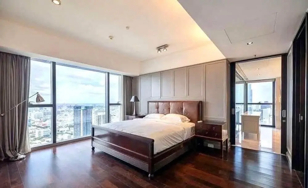 The Met Satorn Luxury Duplex Fully furnished for rent 