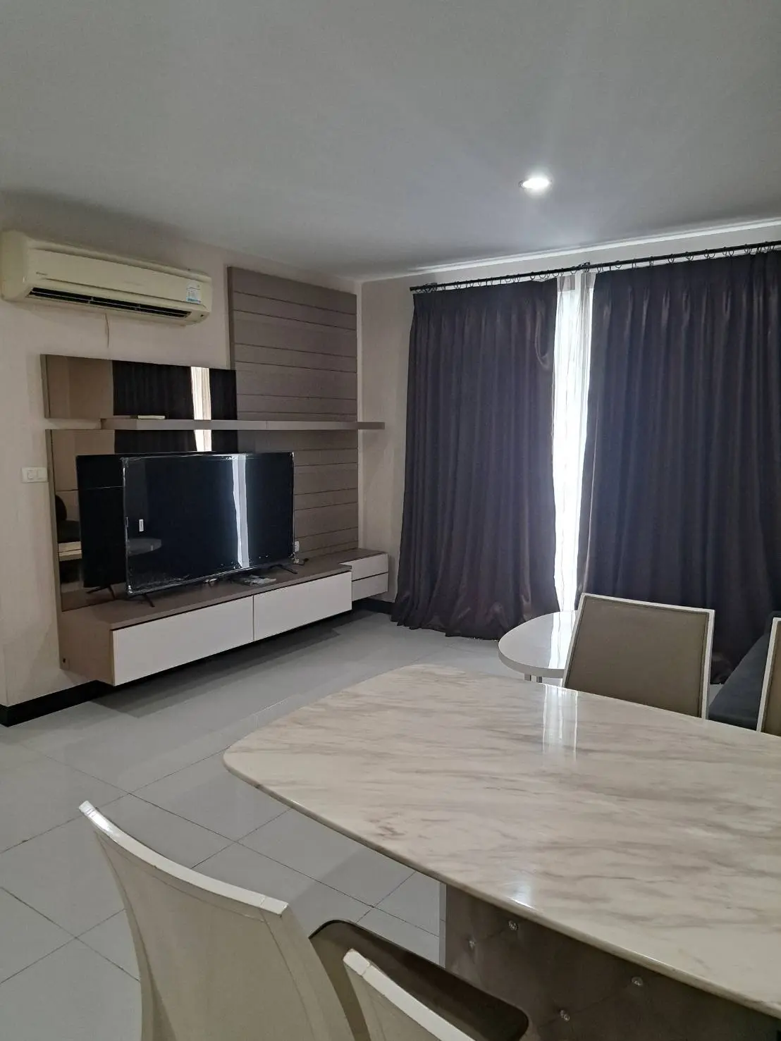 2 beds 2 baths in Sukhumvit 16 for rent 
