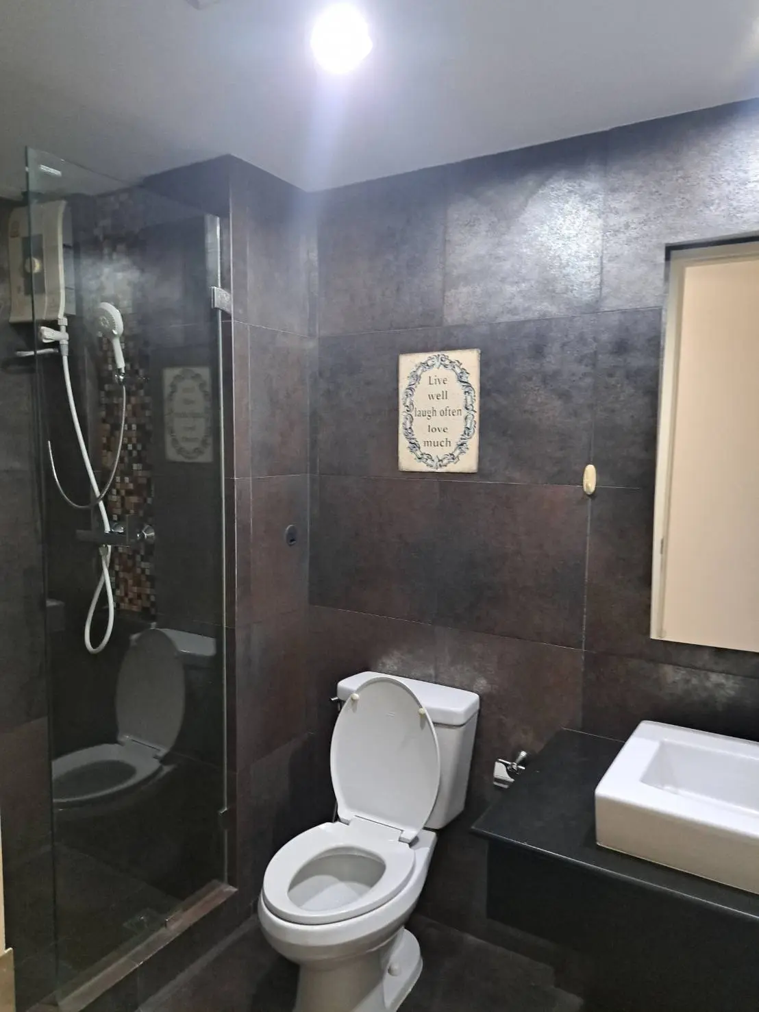 2 beds 2 baths in Sukhumvit 16 for rent 