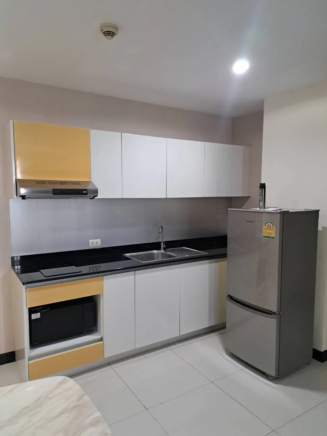 2 beds 2 baths in Sukhumvit 16 for rent 