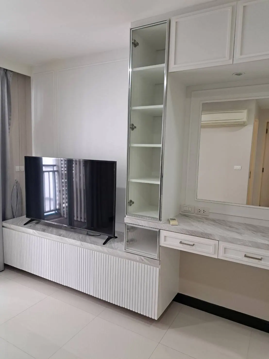 Sukhumvit 16 condo for rent 1 bed