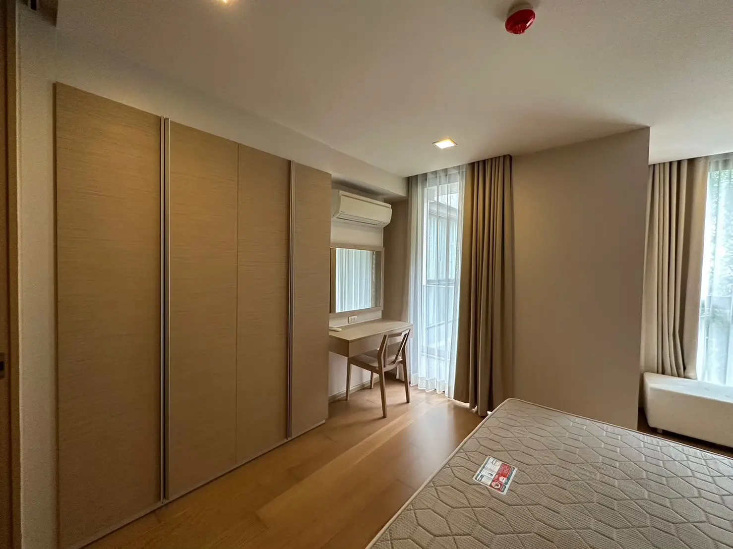 Sukhumvit 49 Condo 1 bed for sale , low floor 4th 