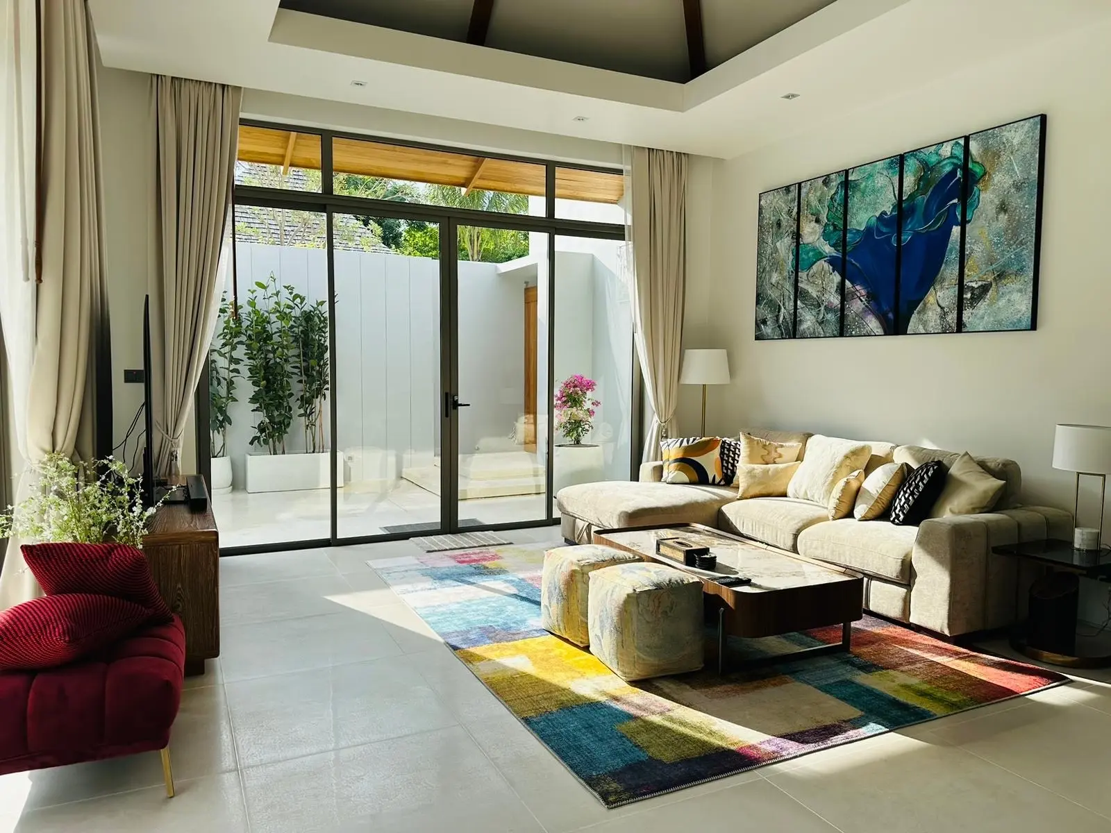 Phuket Pool Villa for weekly & monthly holiday rental 