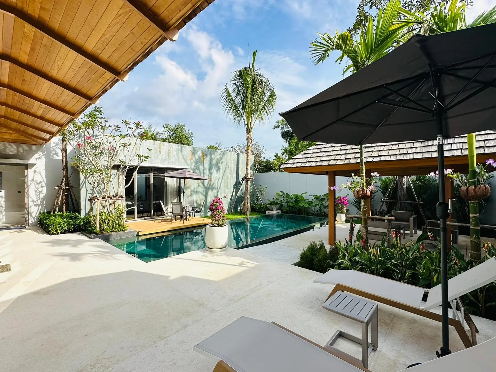 Phuket Pool Villa for weekly & monthly holiday rental 