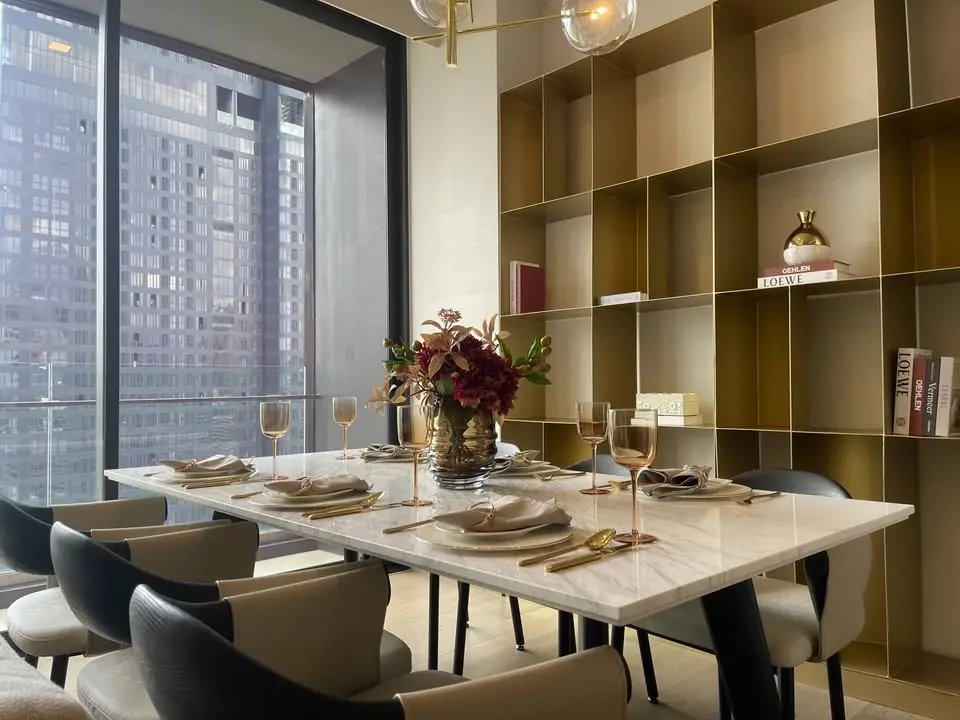 Luxury brand new furniture at Celes Asoke for rent 