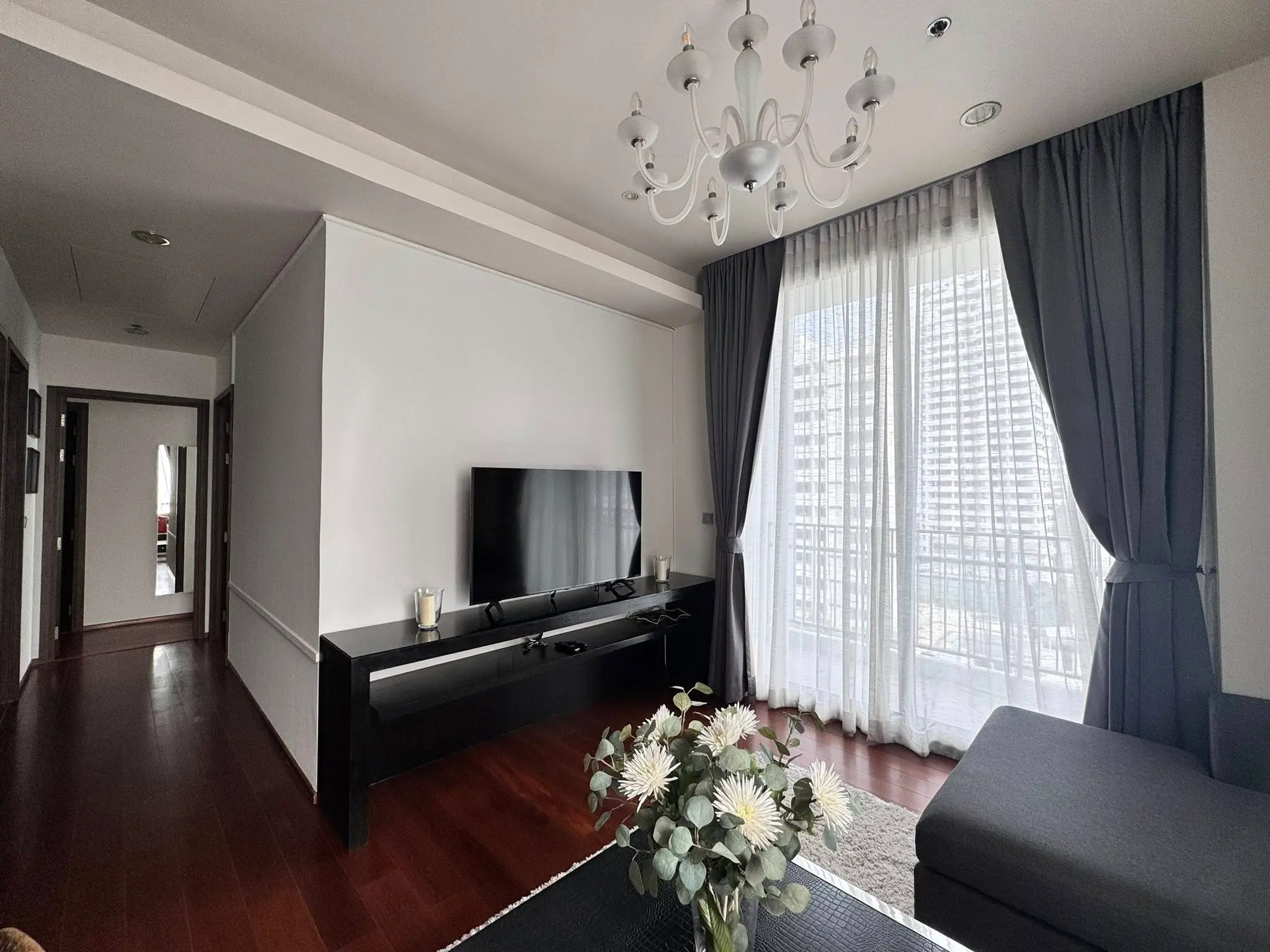 Luxury condo in near BTS in Thonglor for rent 