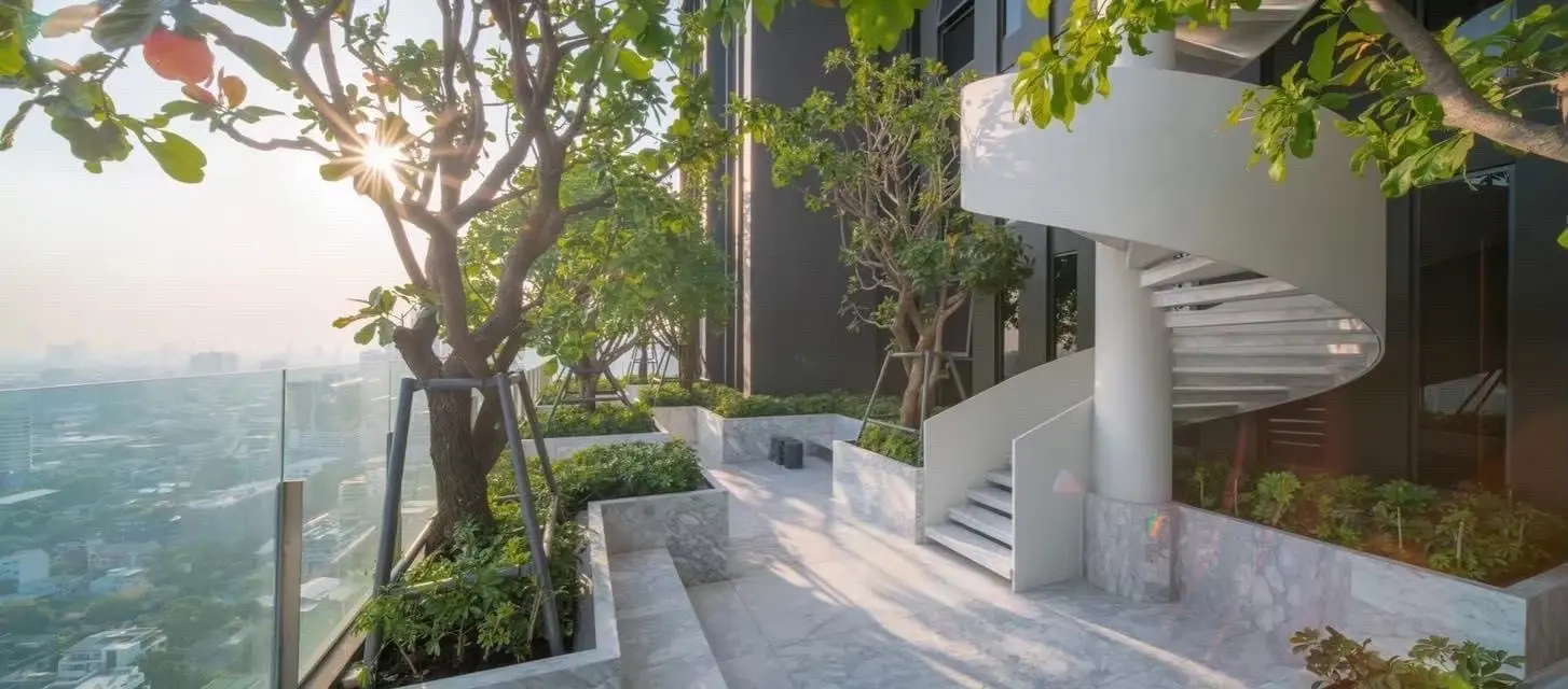 Beatniq Corner Unit for sale with tenant- near BTS Thonglor -Phrompong