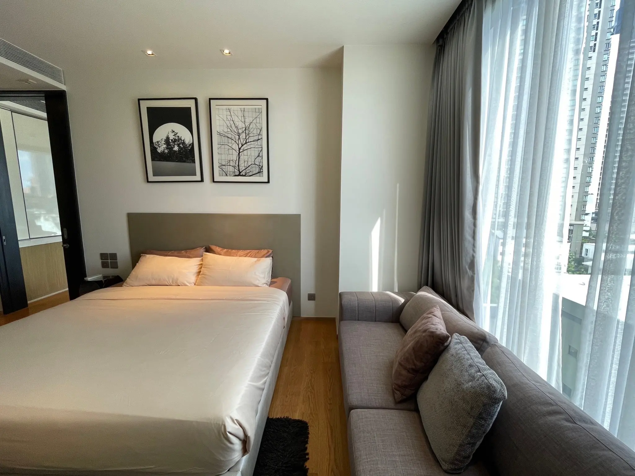 Beatniq Corner Unit for sale with tenant- near BTS Thonglor -Phrompong