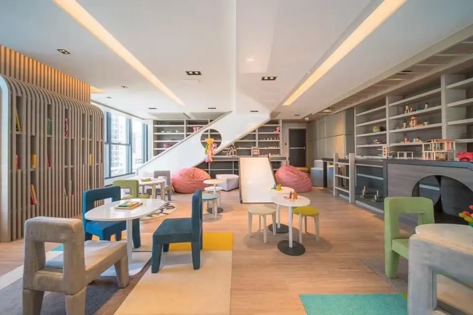 Beatniq Corner Unit for sale with tenant- near BTS Thonglor -Phrompong