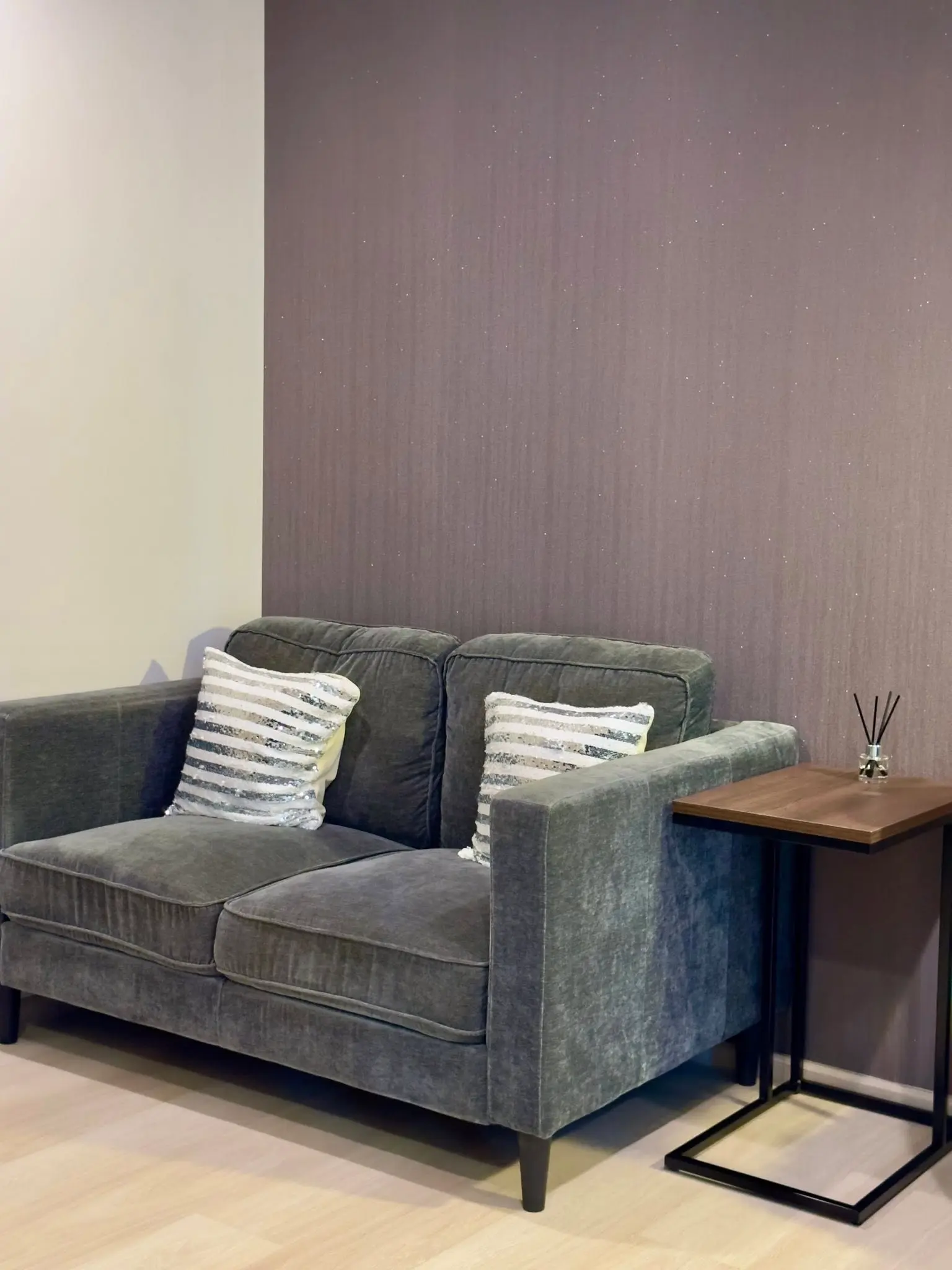 Life One Wireless 1 bed for rent 