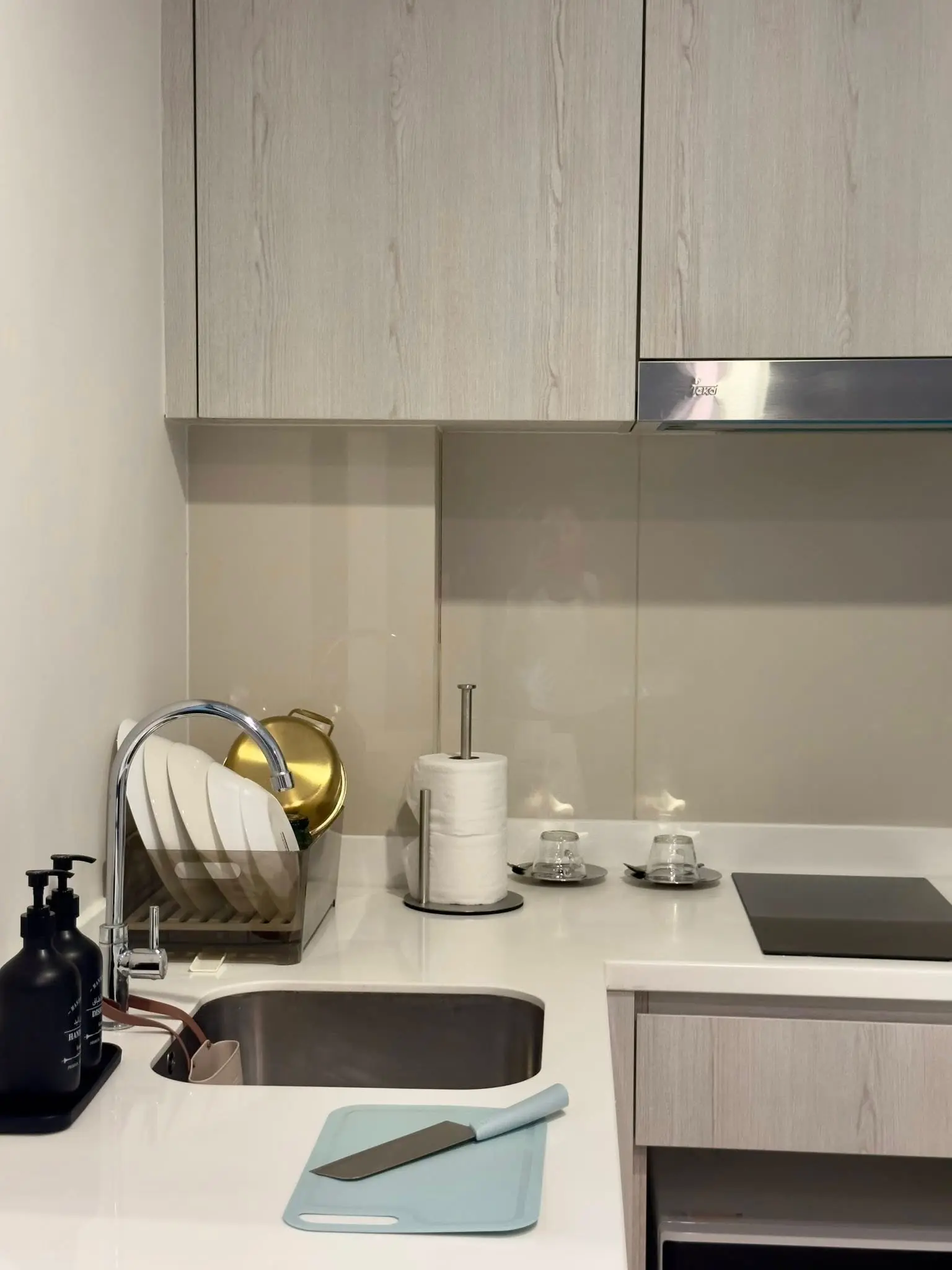 Life One Wireless 1 bed for rent 