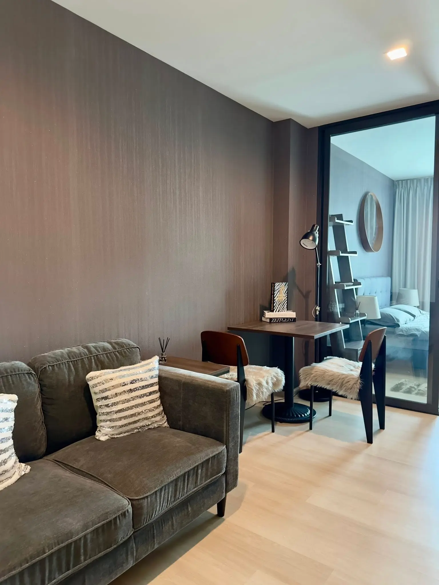 Life One Wireless 1 bed for rent 