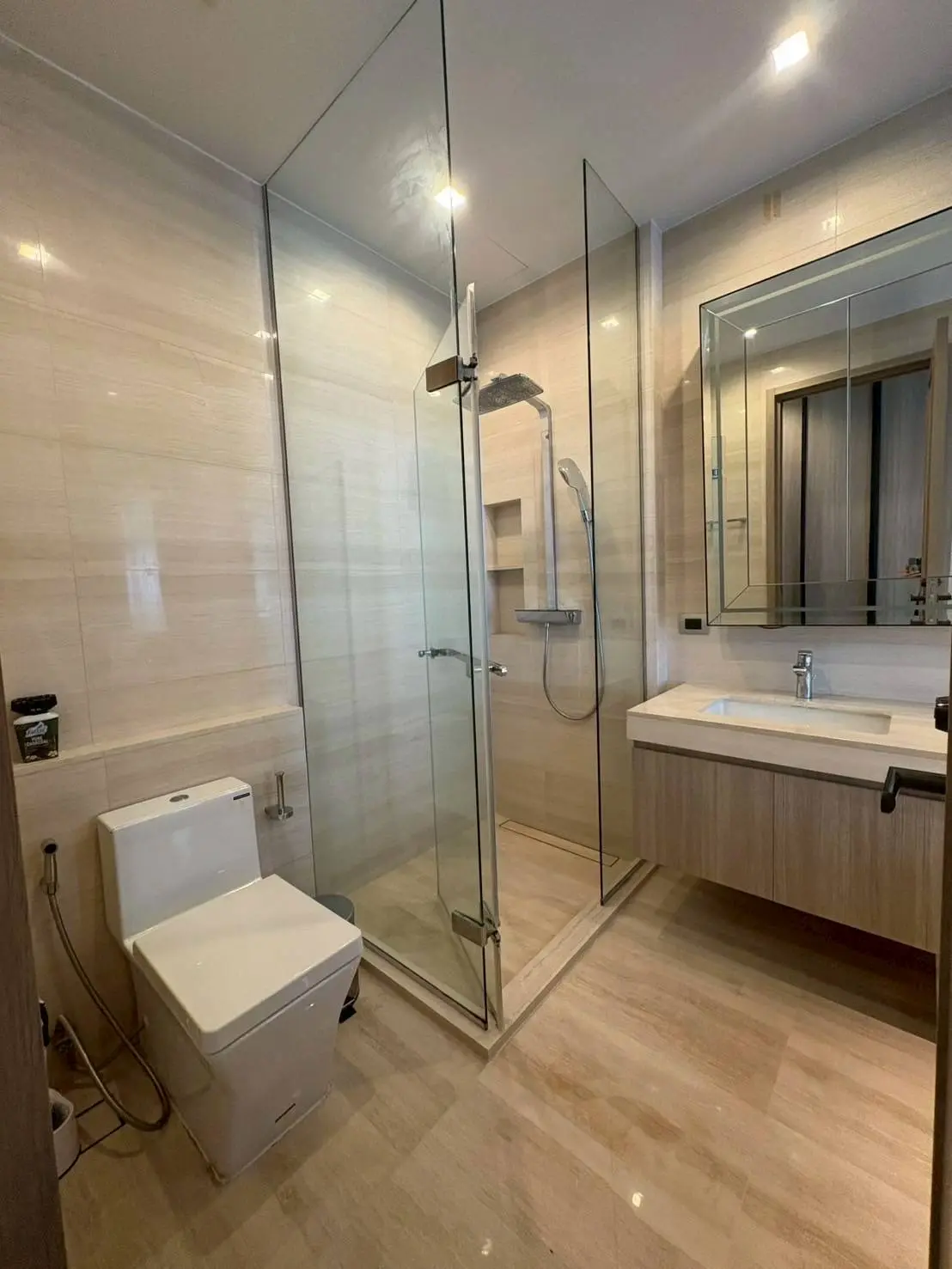 Condo The XXIX by Sansiri 2  corner unit  for rent in Sukhumvit 39