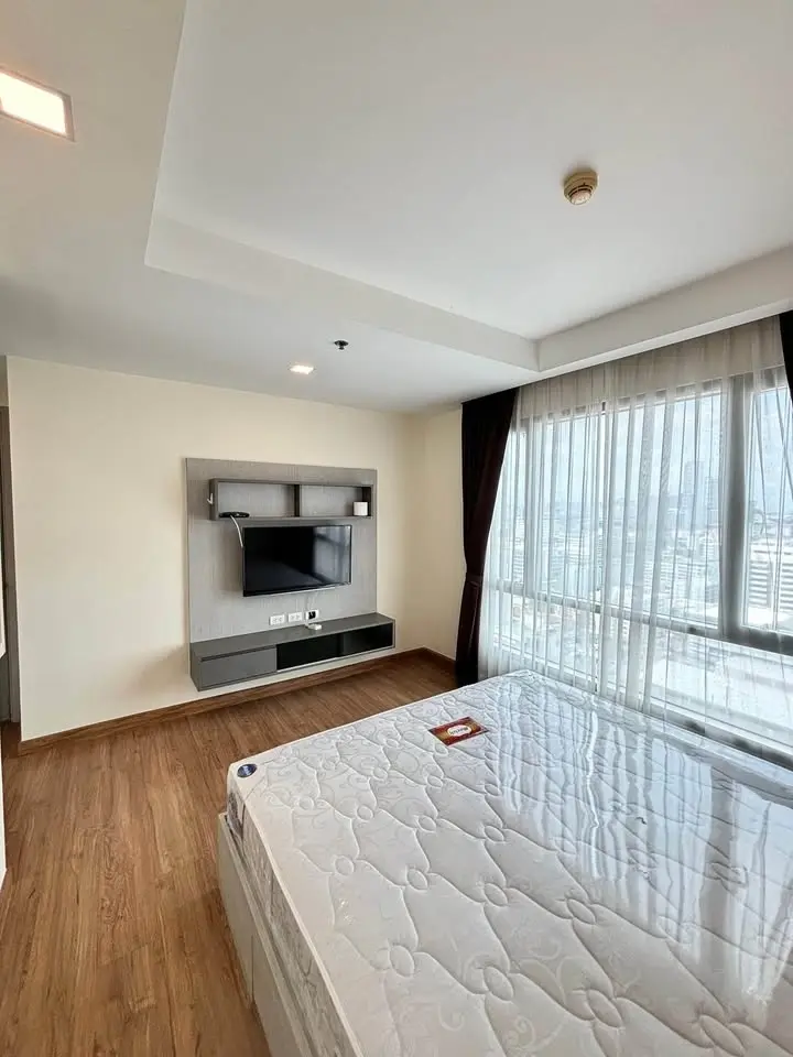 Thru Thonglor Two beds in Thonglor for rent 