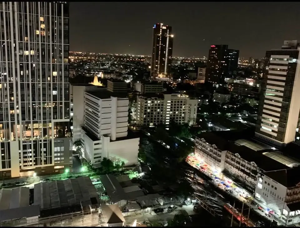 Thru Thonglor Two beds in Thonglor for rent 