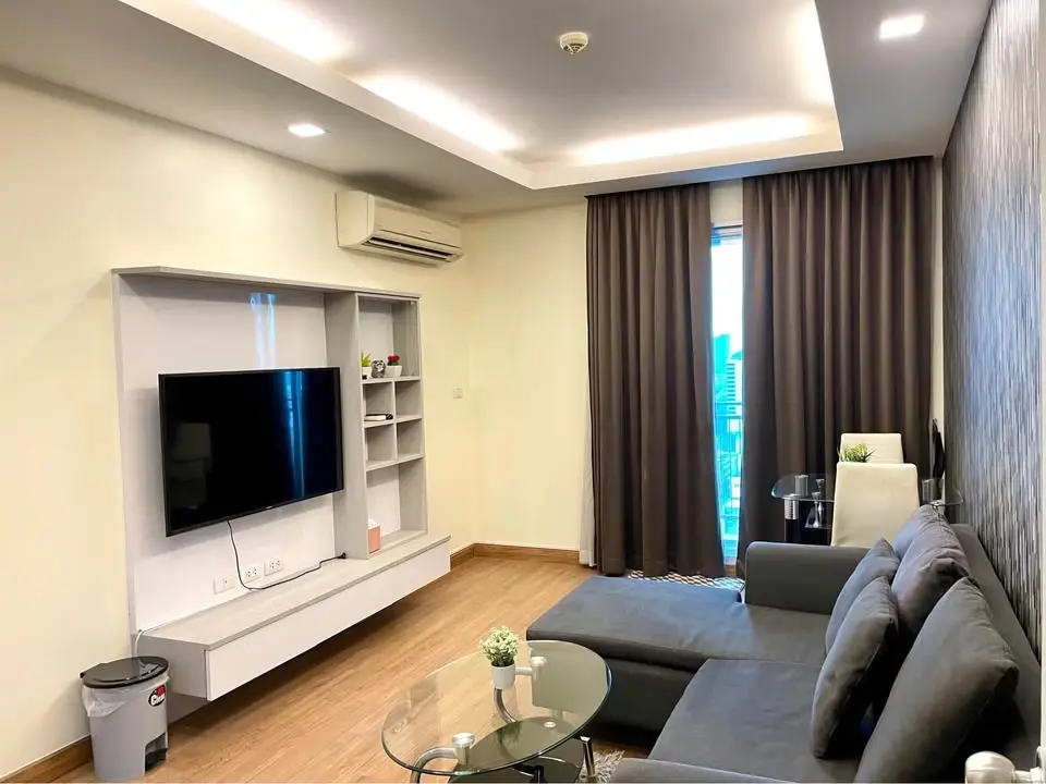 Thru Thonglor Two beds in Thonglor for rent 