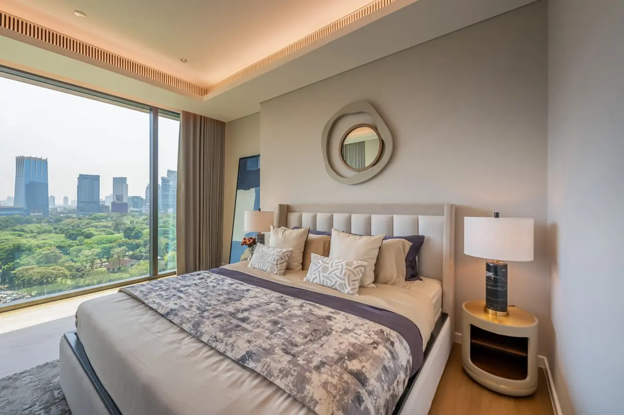 Sindhorn Tonson luxury furnished for rent 