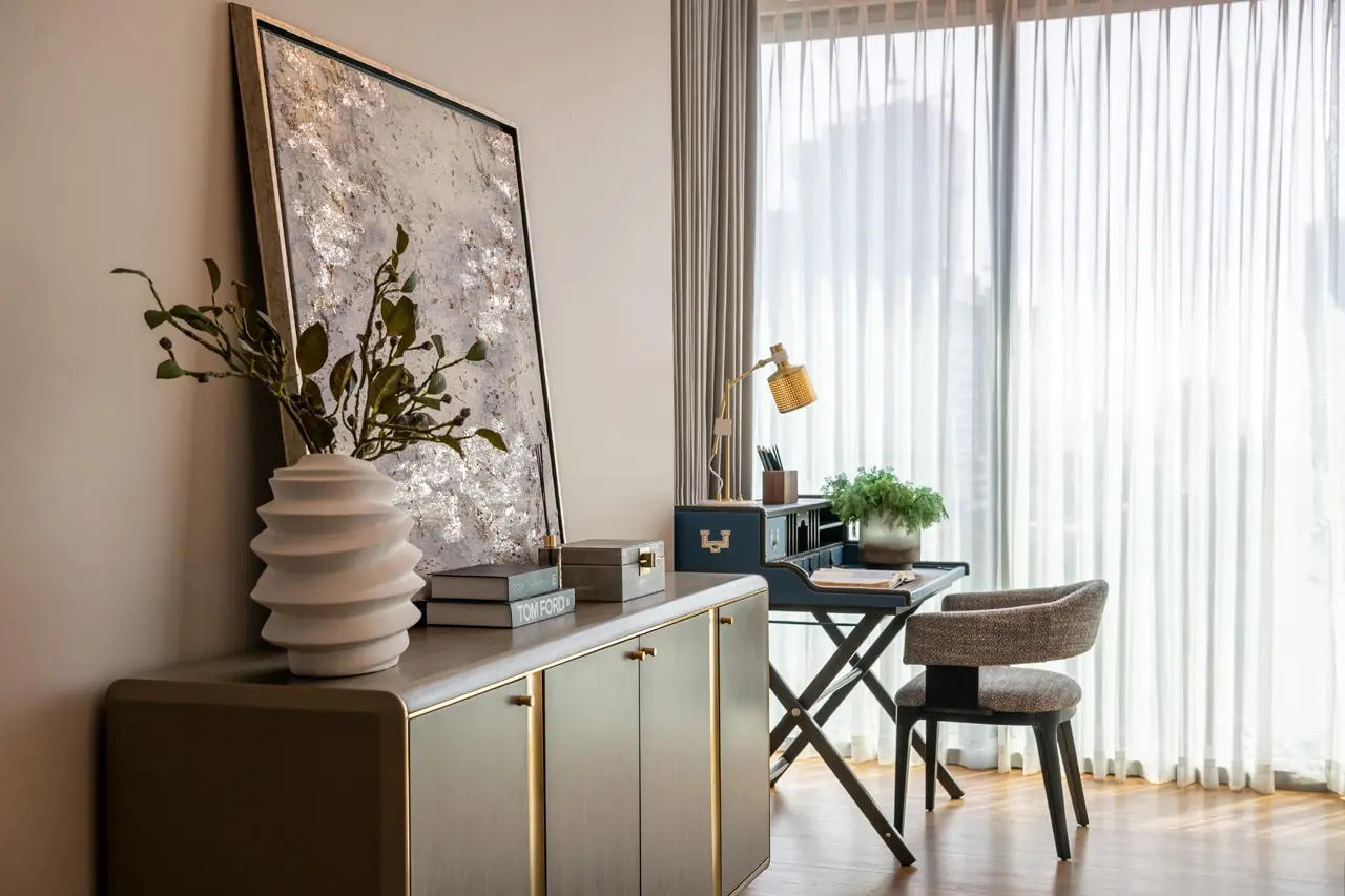 Sindhorn Tonson luxury furnished for rent 