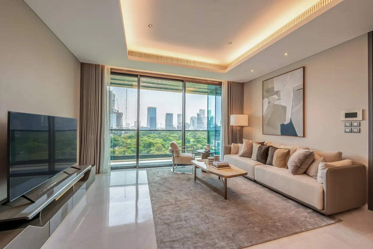 Sindhorn Tonson luxury furnished for rent 