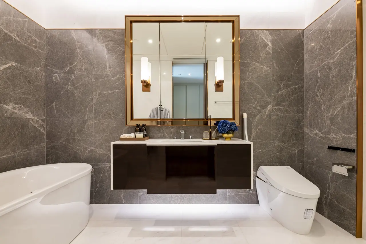 Sindhorn Tonson luxury furnished for rent 