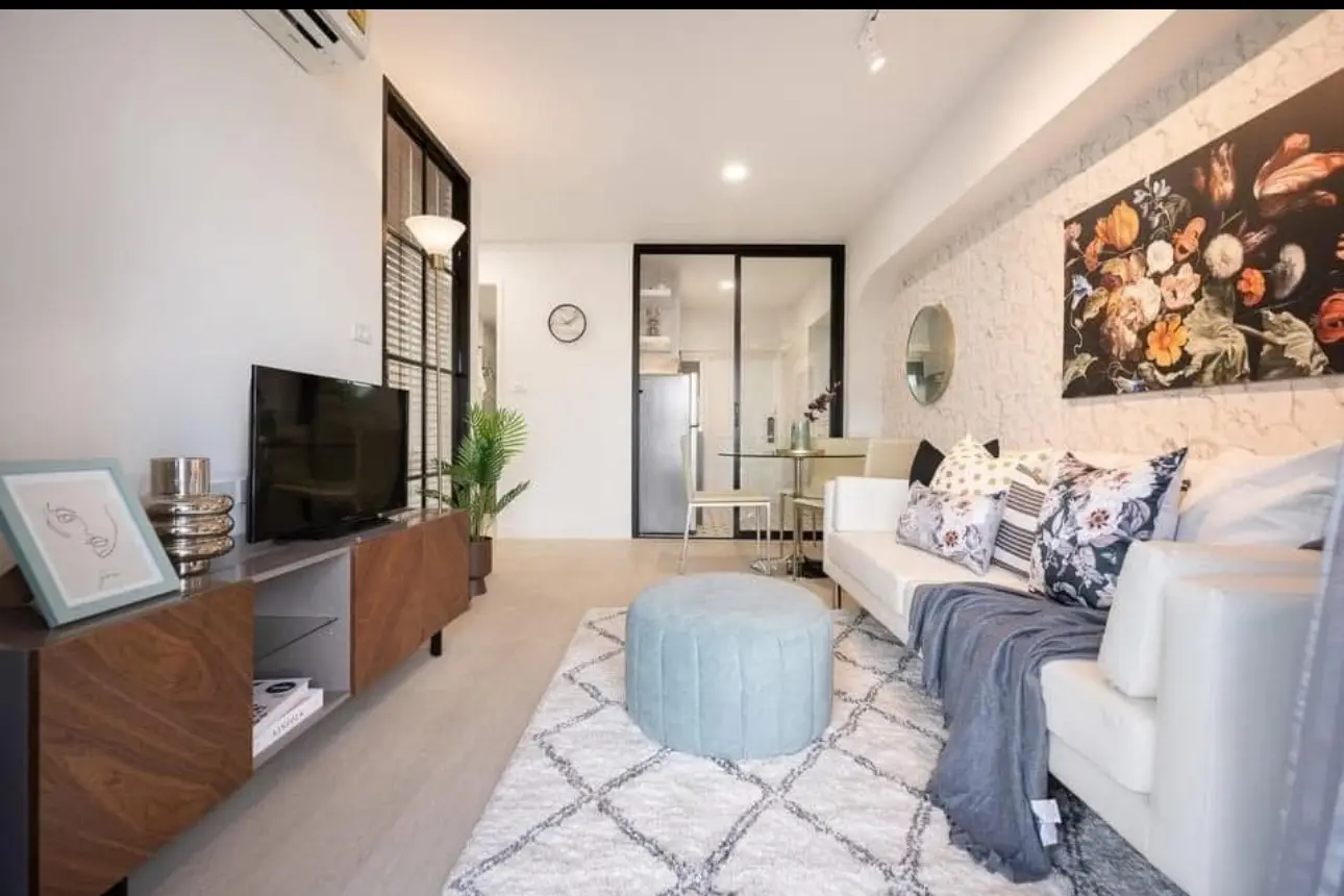 Thonglor Tower 2 beds 1 bath  newly renovated 