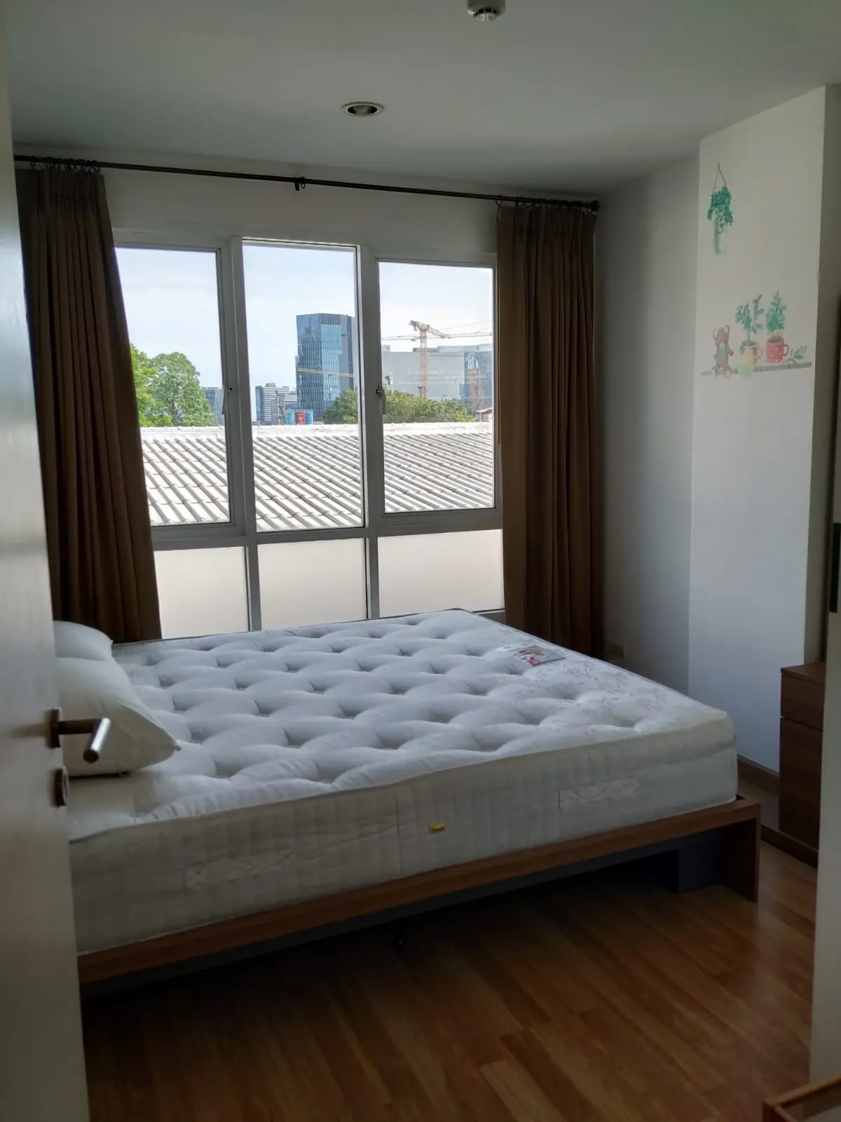 Vogue 16 on Sukhumvit 16 For rent one bed Unblock view fully furnished.