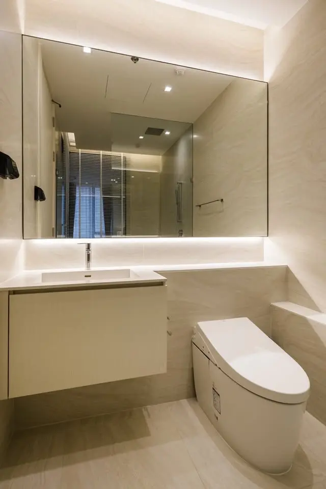 The Strand Thonglor for rent Corner Unit.