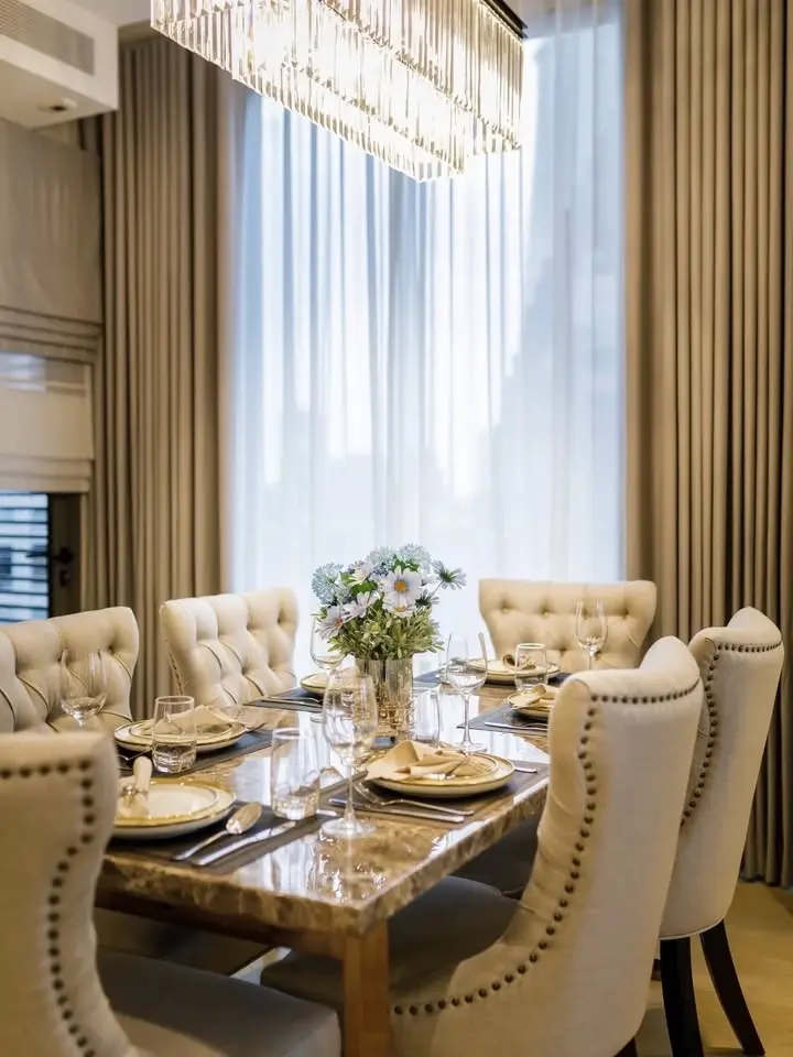 The Strand Thonglor for rent Corner Unit.