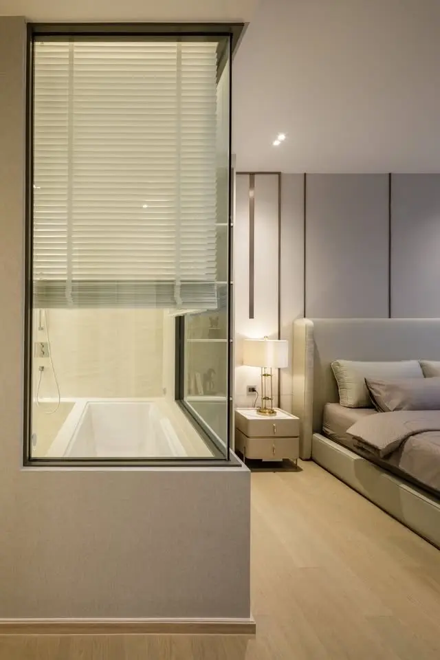 The Strand Thonglor for rent Corner Unit.