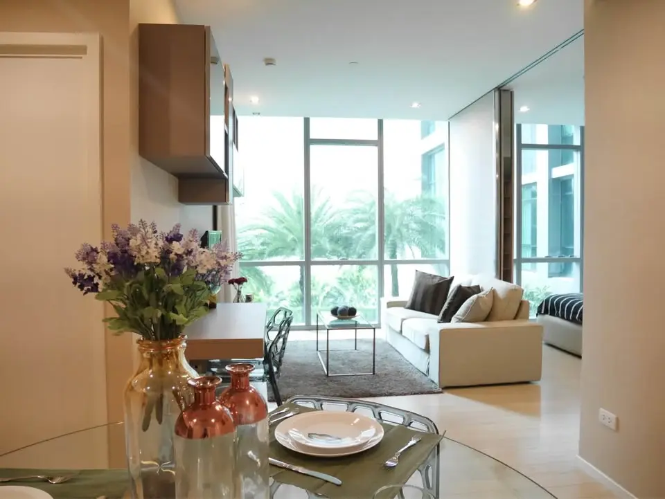 The Room Sukhumvit 21 well decorate for rent 