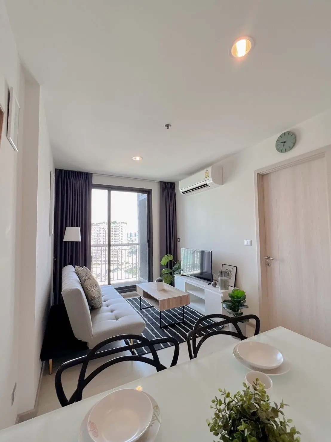 Rhythm Sukhumvit 42 for sale with tenant