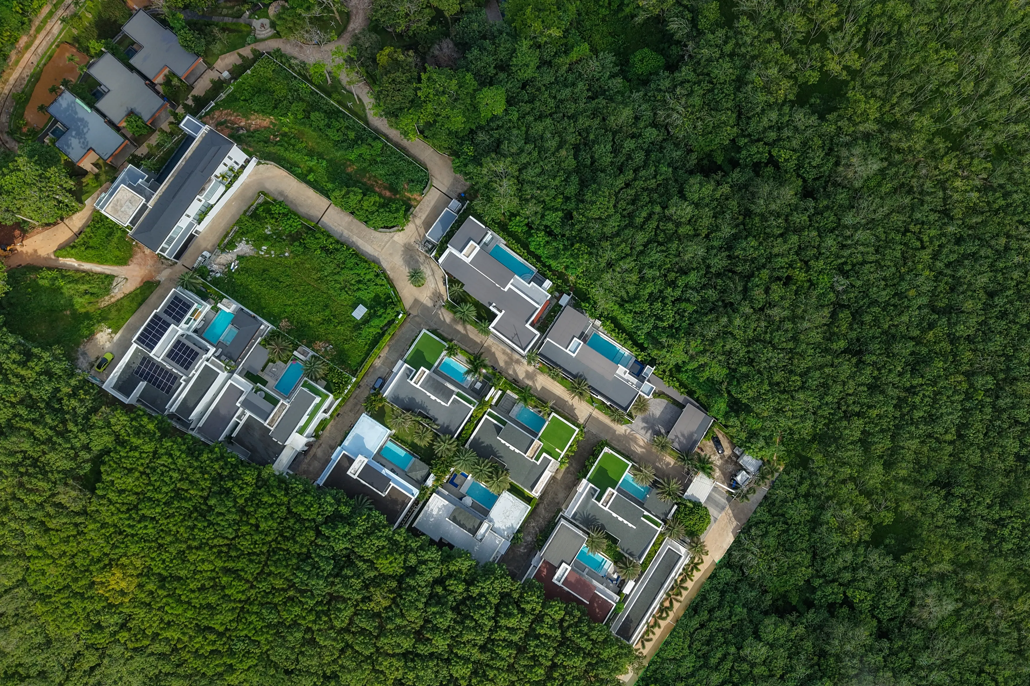 Spacious 5-Bedroom Modern Villa with Private Pool and Scenic Mountain Views in Menara, Phuket