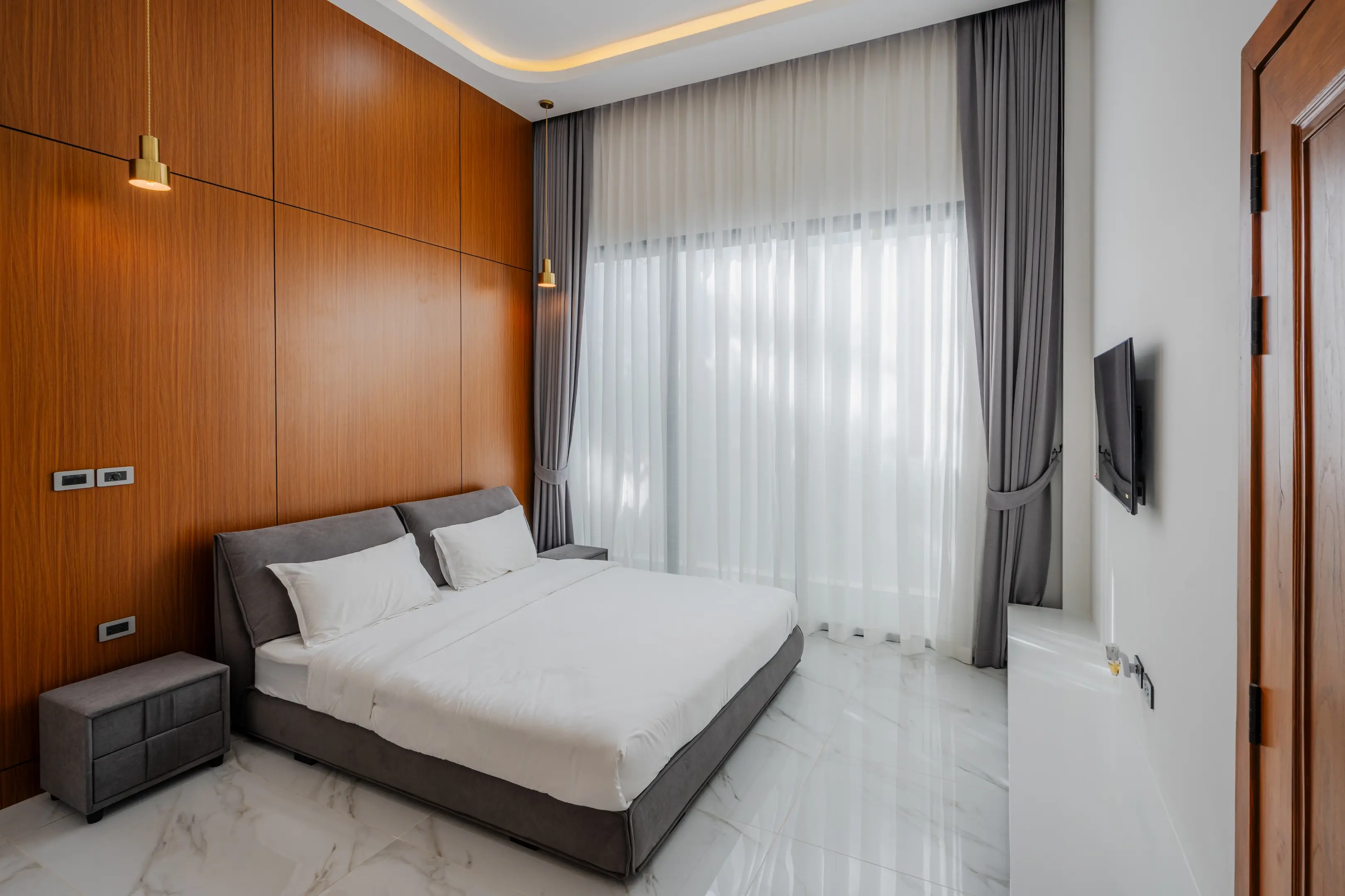 Spacious 5-Bedroom Modern Villa with Private Pool and Scenic Mountain Views in Menara, Phuket