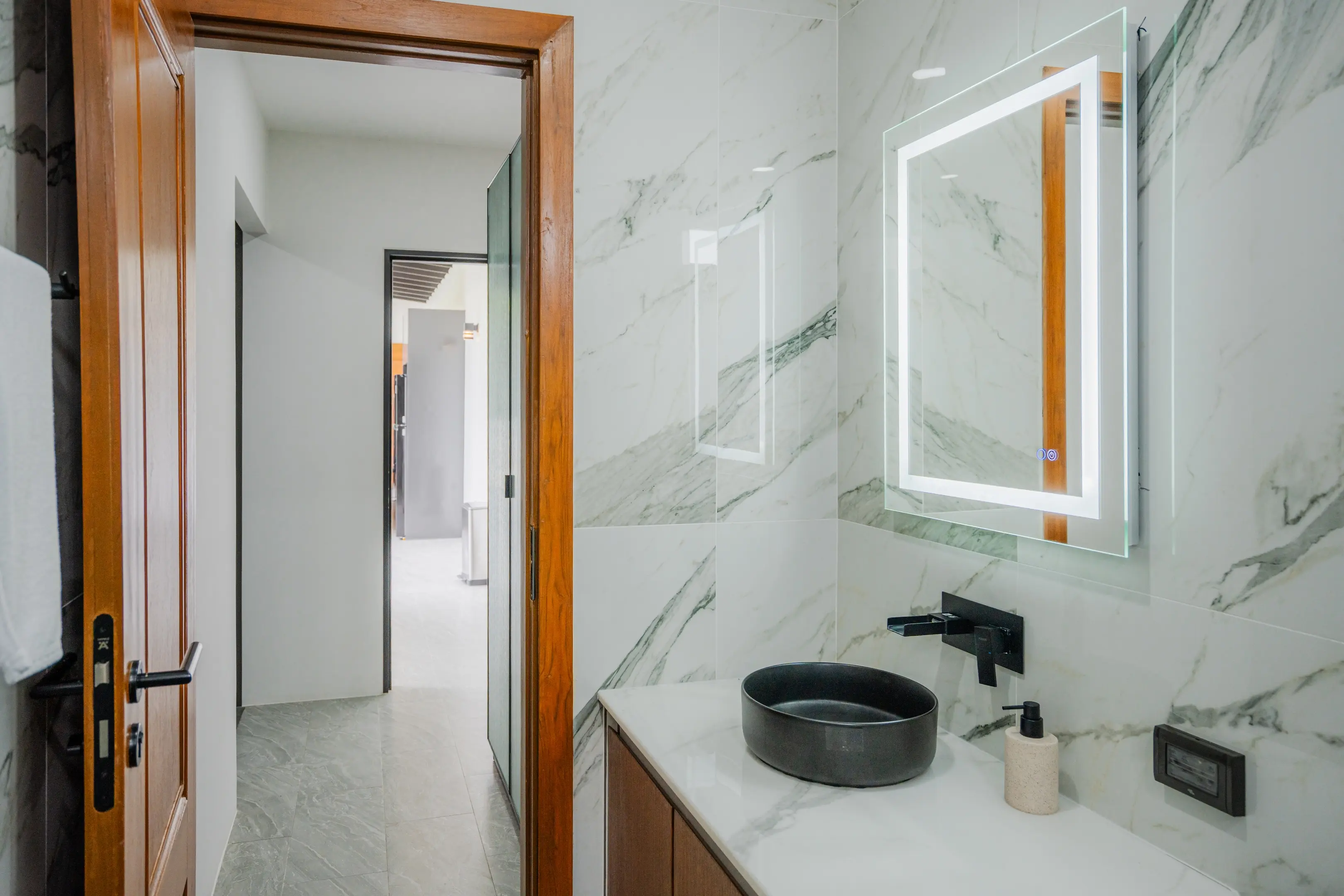 Spacious 5-Bedroom Modern Villa with Private Pool and Scenic Mountain Views in Menara, Phuket