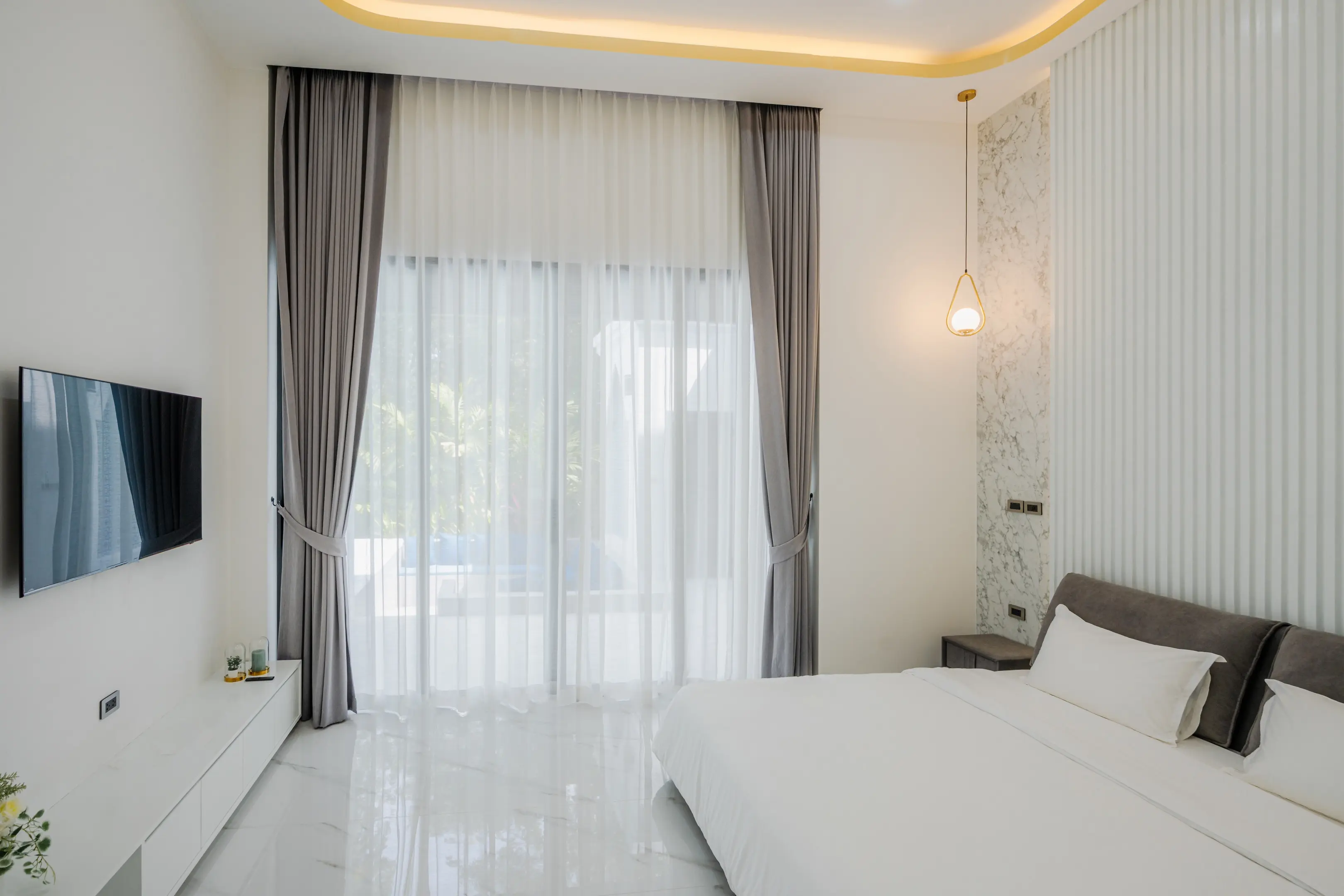 Spacious 5-Bedroom Modern Villa with Private Pool and Scenic Mountain Views in Menara, Phuket