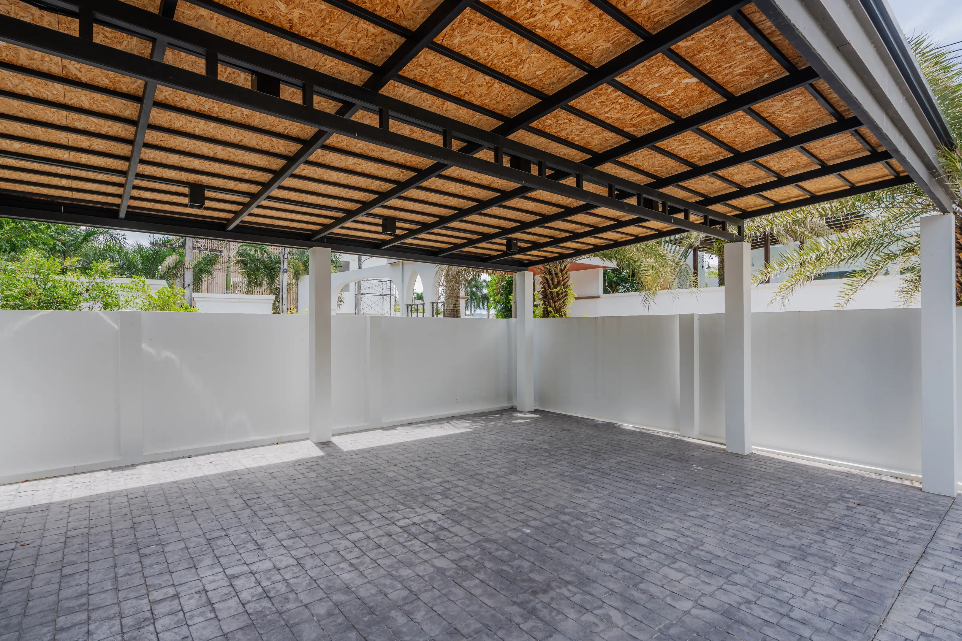 Spacious 5-Bedroom Modern Villa with Private Pool and Scenic Mountain Views in Menara, Phuket
