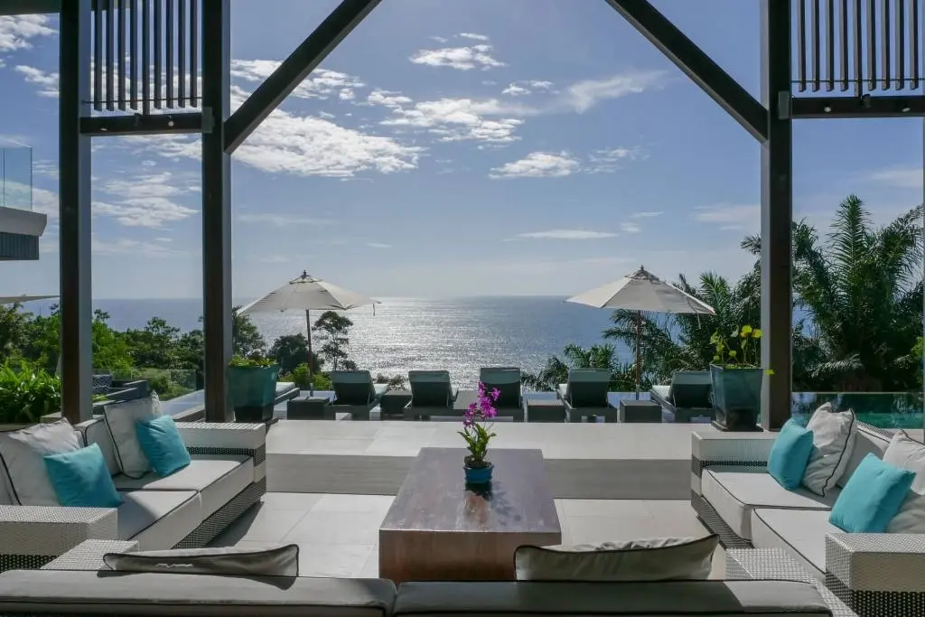 Exclusive Ultra-Luxury Six-Bedroom Sea View Villa on Millionaires’ Mile
