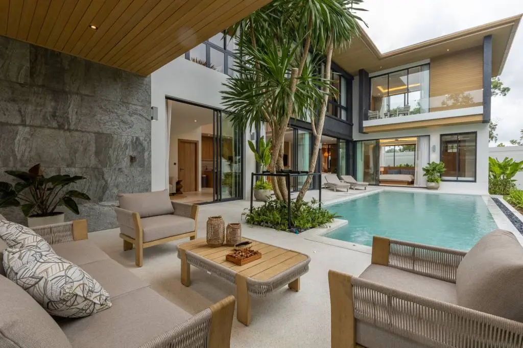 5 Bed 6 Bath 588 SQ.M Mouana Grande Chalong Bay