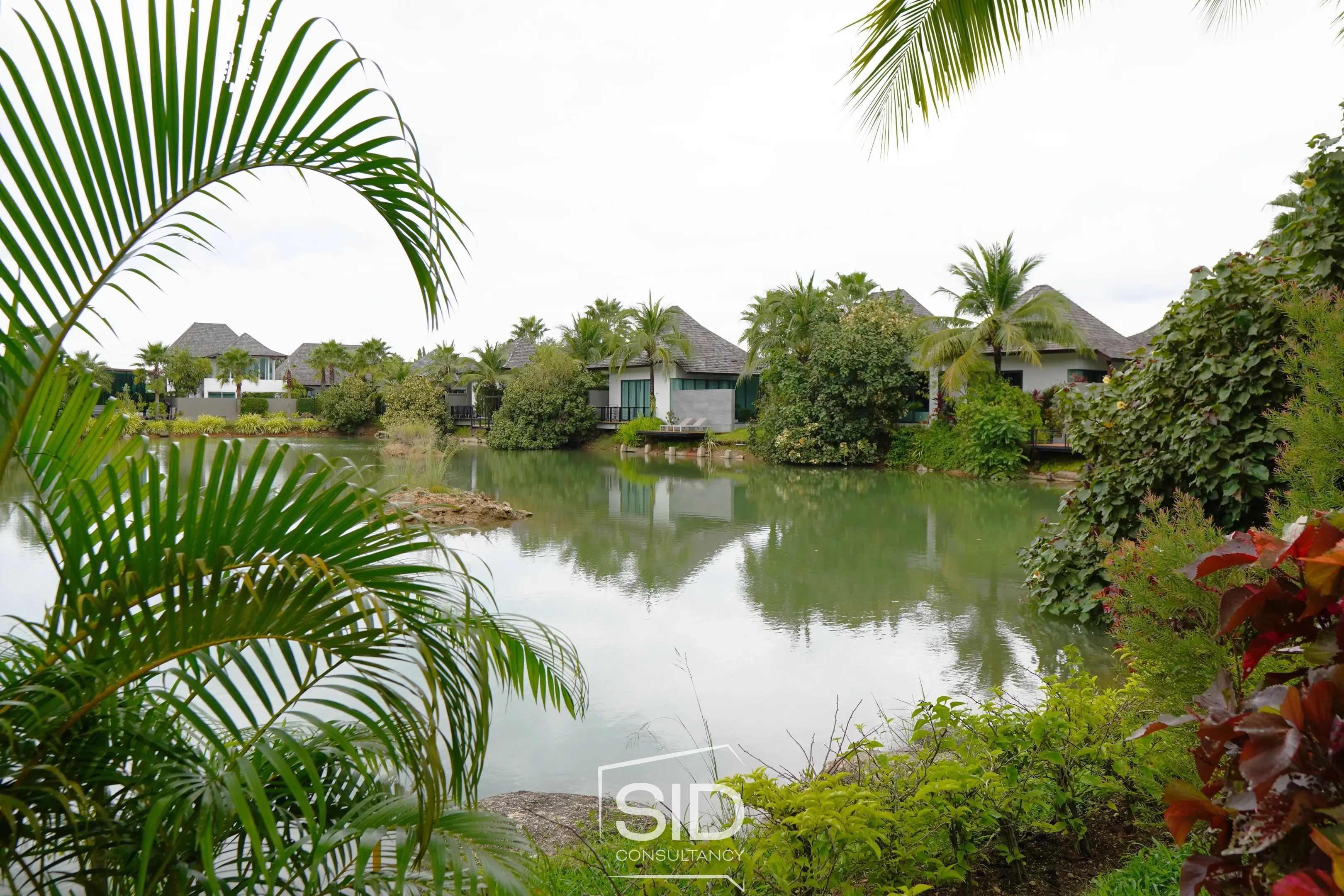 Lake House Villa