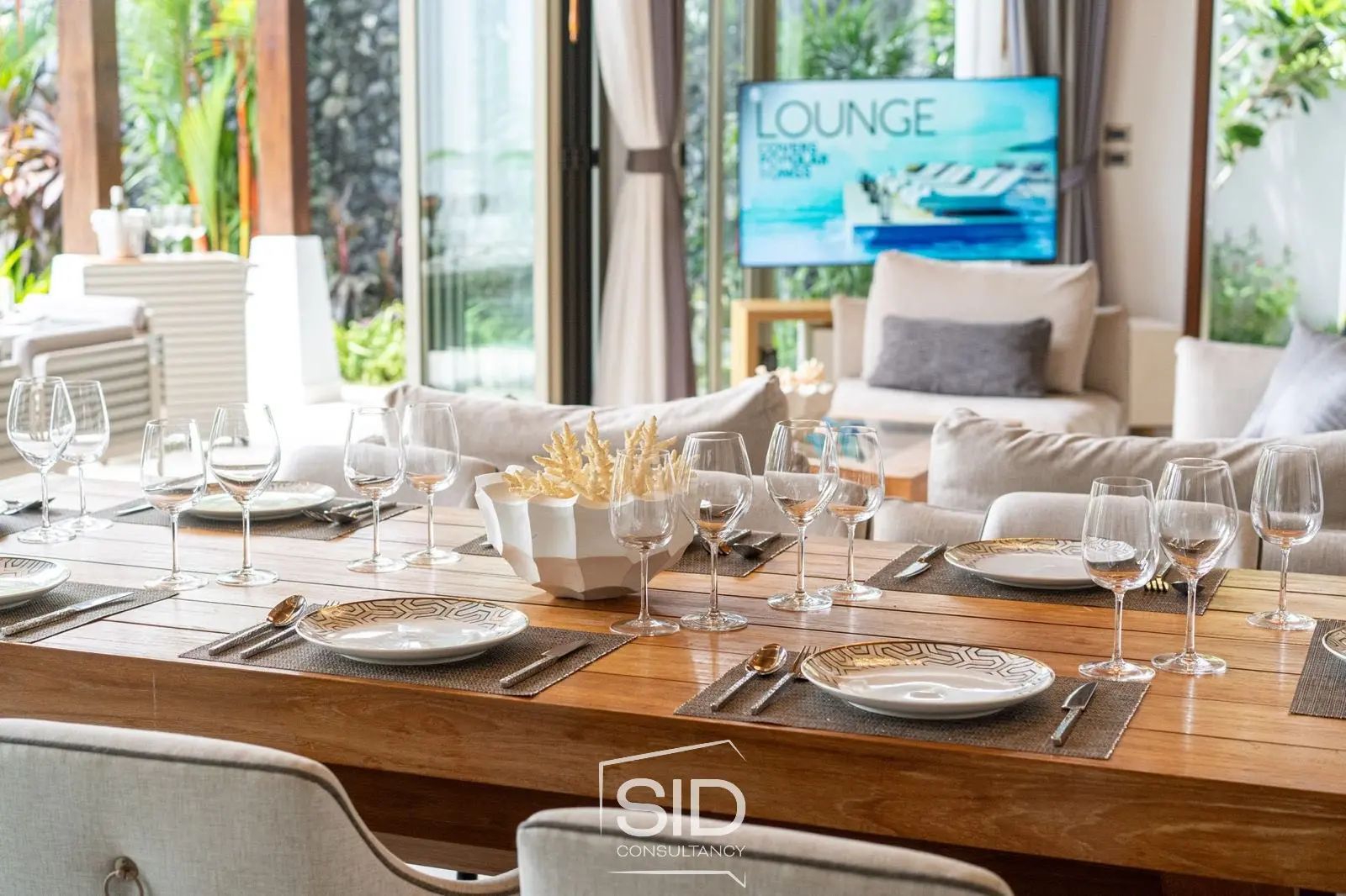Luxury 4BR Pool Villa Near Bangtao Beach 