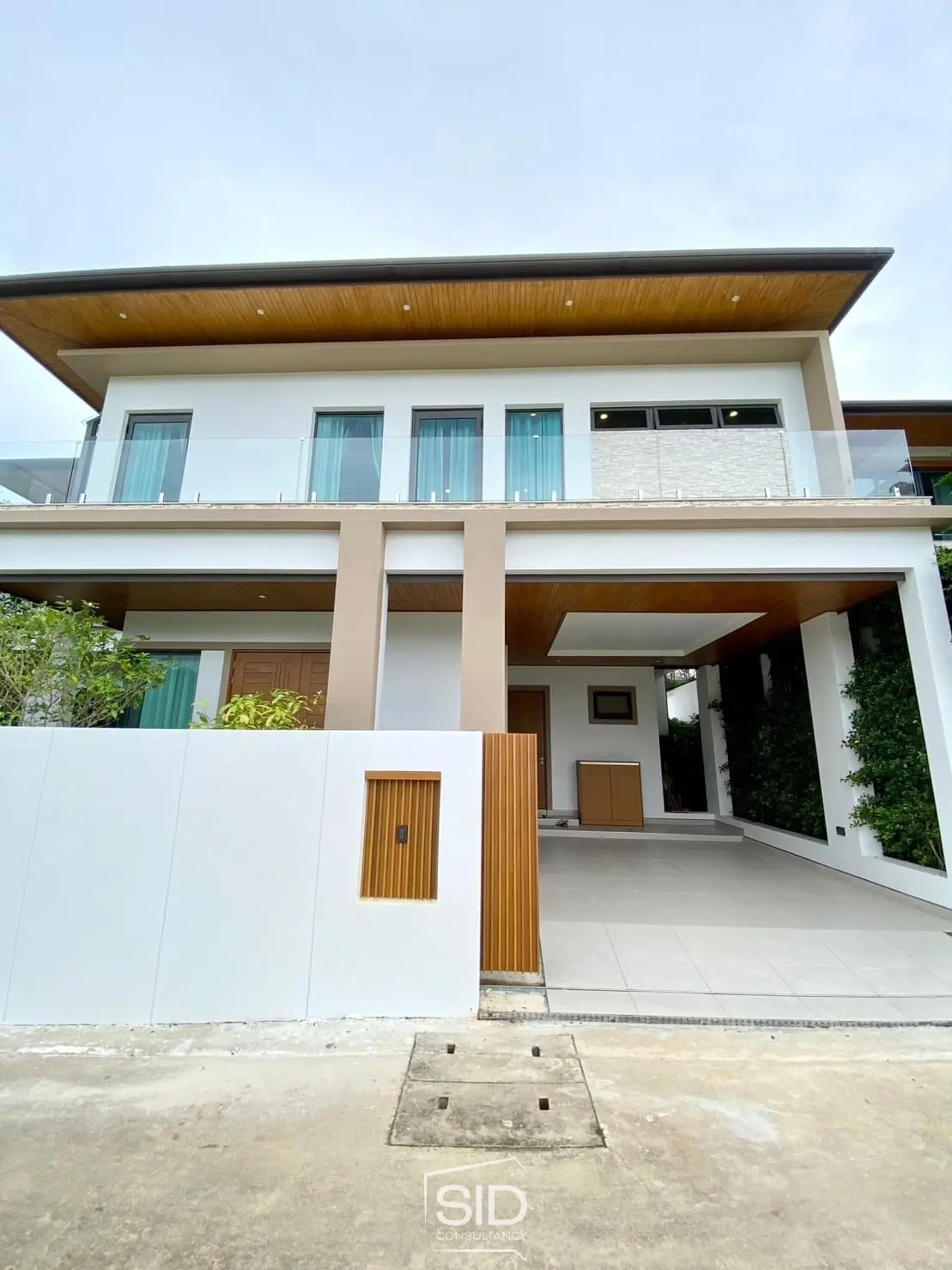 3 Bedrooms Pool VIlla For Rent in Pasak 