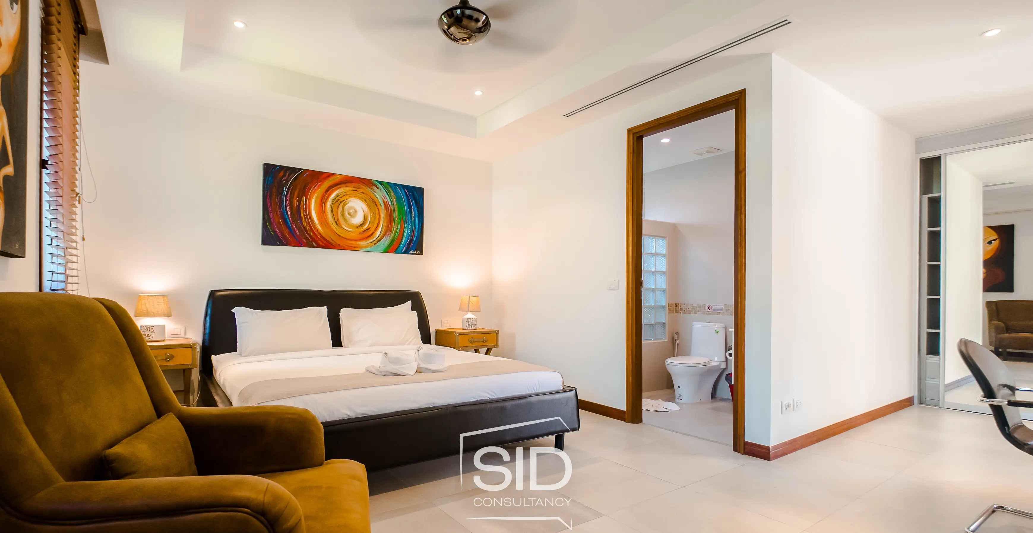 Villa 8 – Spacious Tropical Living in the Heart 